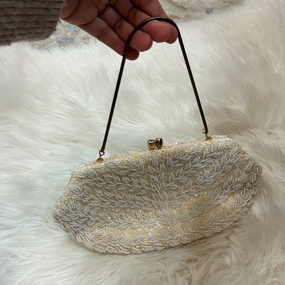 Elegant Cream Beaded Clutch
